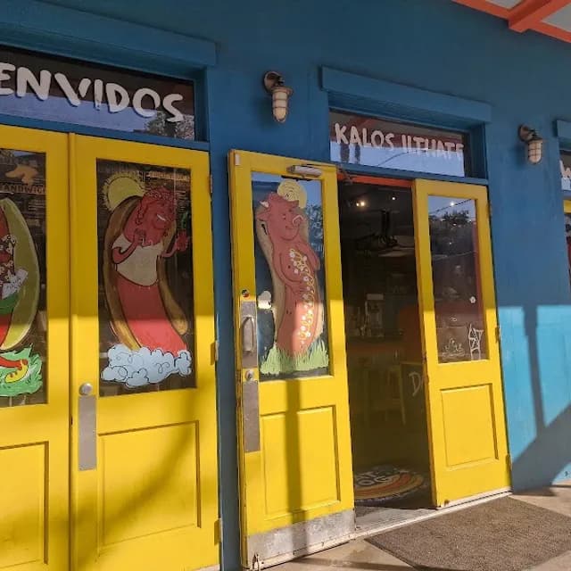 Dat Dog on Frenchmen Street — 30 min - 1 hour pre-cruise activity near Port of New Orleans
