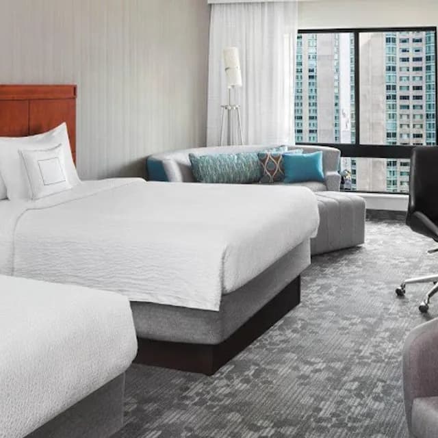 Courtyard by Marriott Jersey City Newport — pre-cruise hotel 15 min drive from Cape Liberty Cruise Port