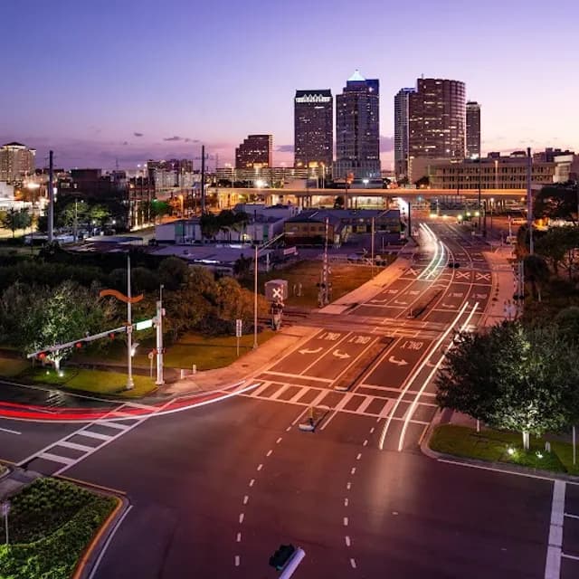 Hampton Inn Tampa Downtown Channel District — pre-cruise hotel Walking distance (0.5 mi) from Port Tampa Bay