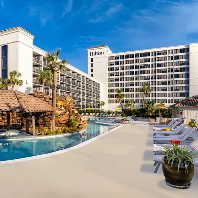 Hilton Galveston Island Resort — pre-cruise hotel 10 min drive from Port of Galveston