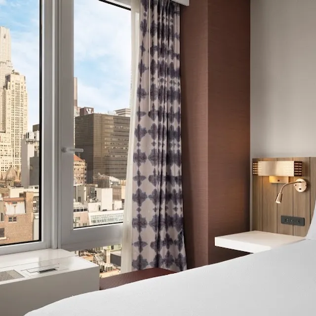 Hilton Garden Inn New York/West 35th Street — pre-cruise hotel 1.3 mi / ~26 min walk, or a short cab from Manhattan Cruise Terminal
