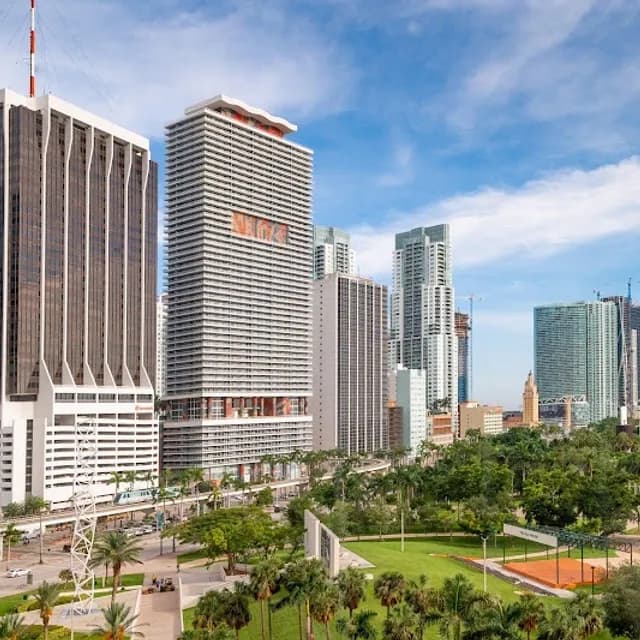 InterContinental Miami — pre-cruise hotel 10 min drive from PortMiami