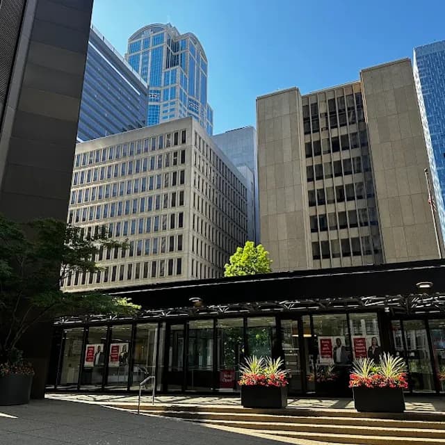 Kimpton Hotel Monaco Seattle — pre-cruise hotel 7 min drive to Pier 66, 15 min drive to Pier 91 from Port of Seattle