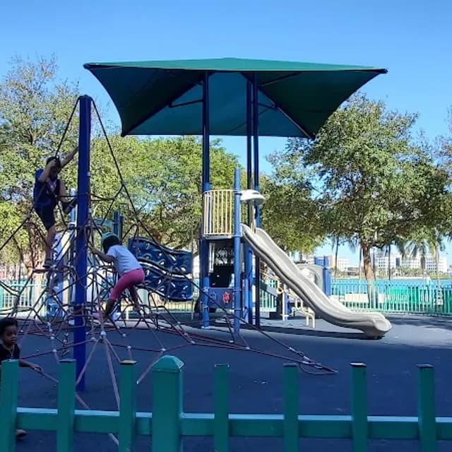 Bayfront Park Playground — 30 min - 1 hour pre-cruise activity near PortMiami