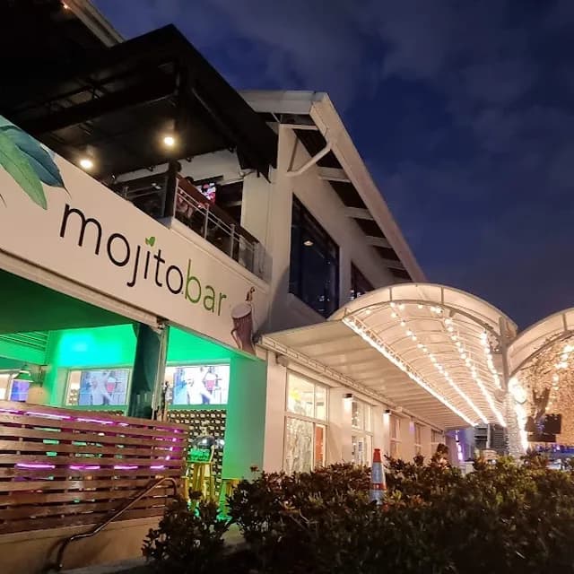 Bayside Marketplace — 1-2 hours pre-cruise activity near PortMiami