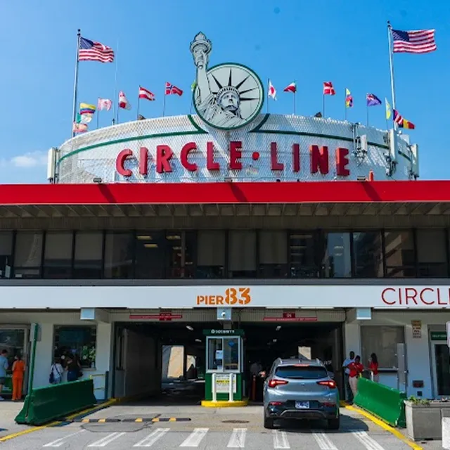 Circle Line Sightseeing Cruise — 1-2.5 hours (depending on tour) pre-cruise activity near Manhattan Cruise Terminal