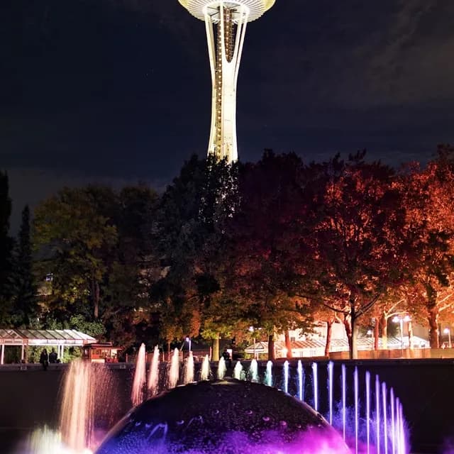 International Fountain at Seattle Center — 30 min - 1 hour pre-cruise activity near Port of Seattle