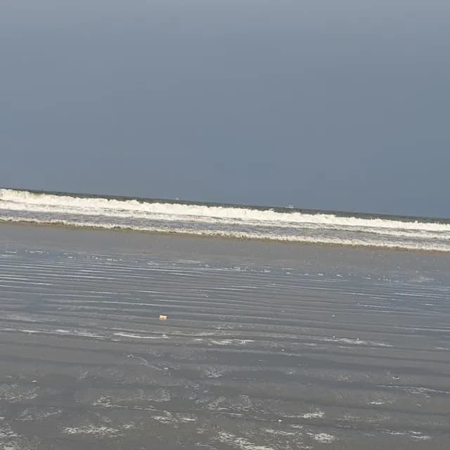 Jetty Park Beach & Playground — 1-2 hours; 30-60 min pre-cruise activity near Port Canaveral