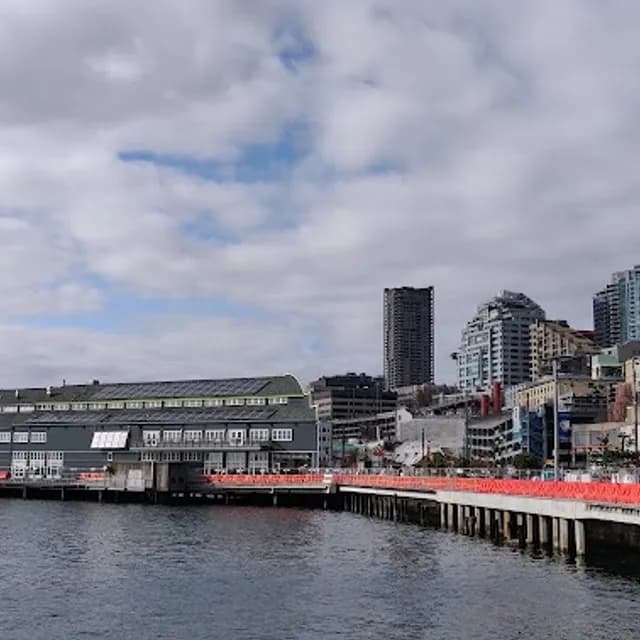 Pike Place Market — 1-2 hours; 1-3 hours pre-cruise activity near Port of Seattle