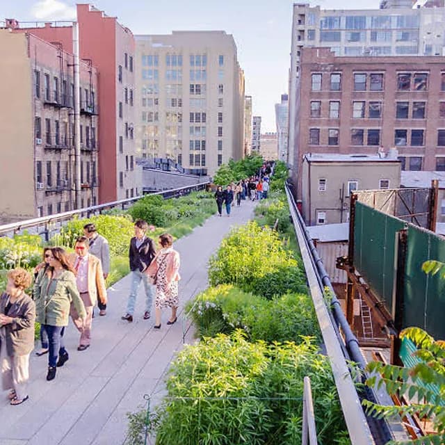 The High Line — 1-1.5 hours; 1-2 hours pre-cruise activity near Manhattan Cruise Terminal
