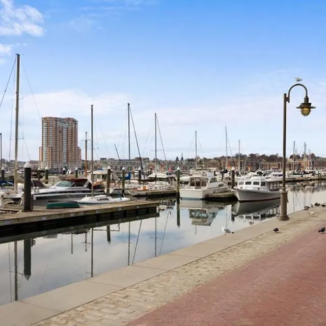 Homewood Suites by Hilton Baltimore — pre-cruise hotel 10 min drive from Port of Baltimore