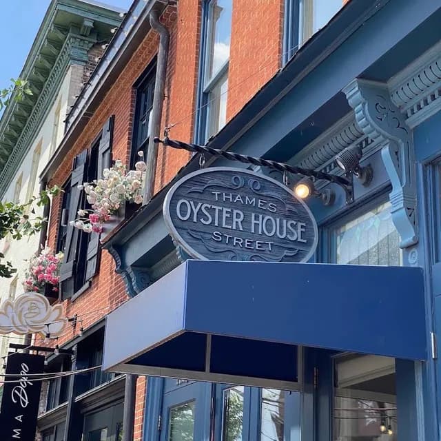 Thames Street Oyster House — Seafood 10 min from port from Port of Baltimore cruise terminals