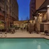 Hampton Inn & Suites Convention Center